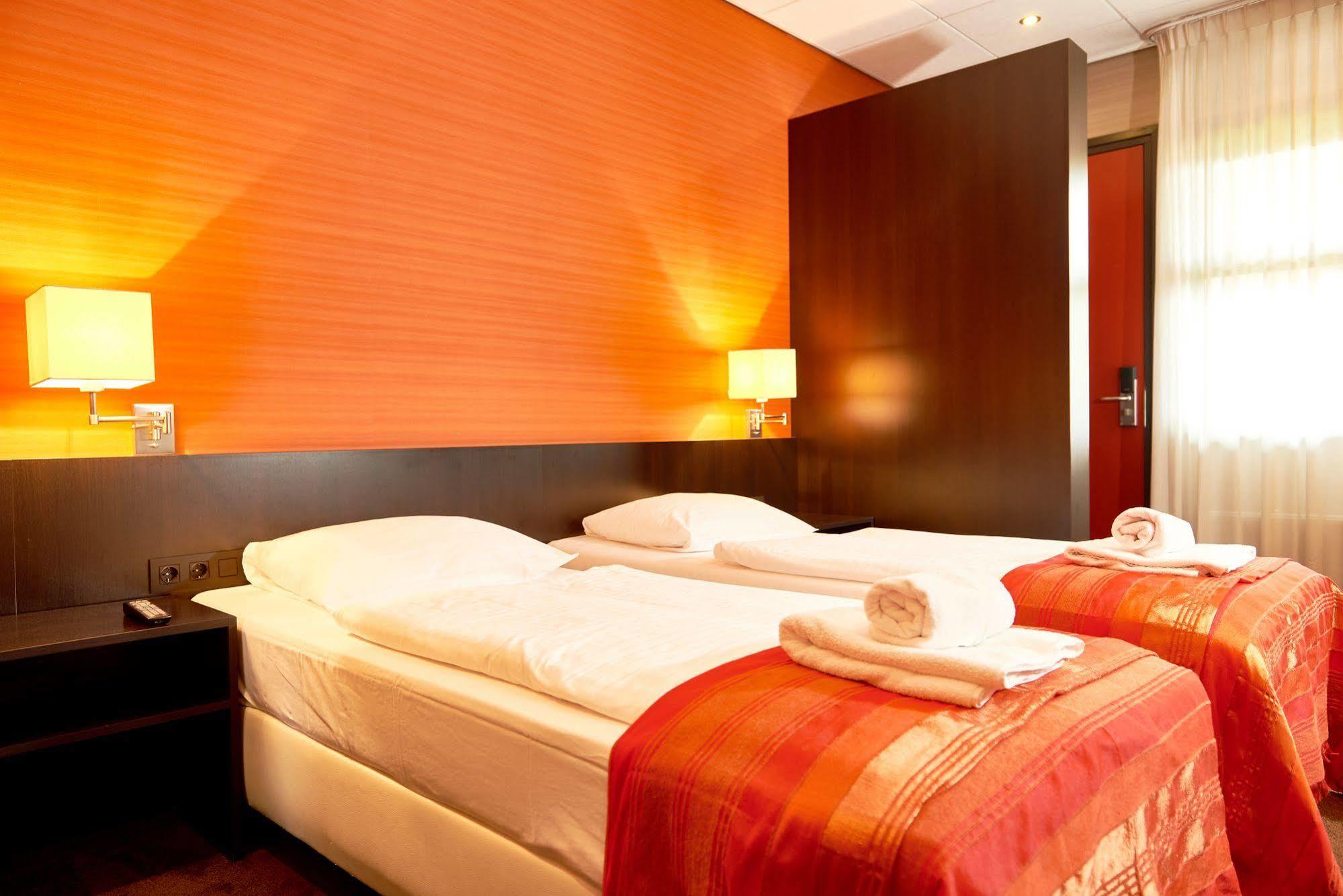 Hotel Babylon Heerhugowaard - Alkmaar Εξωτερικό φωτογραφία